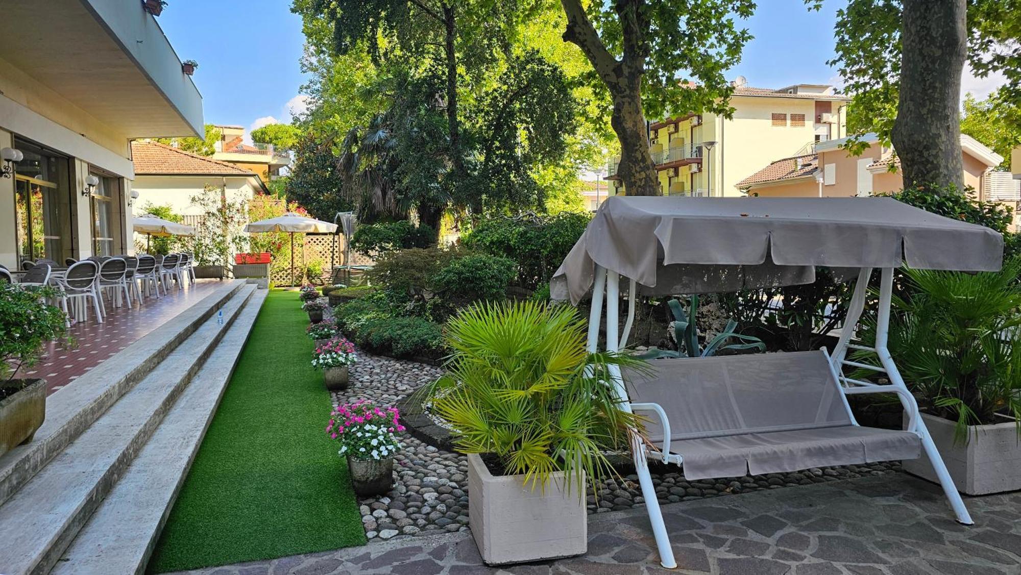 Hotel Rosa Червия Экстерьер фото